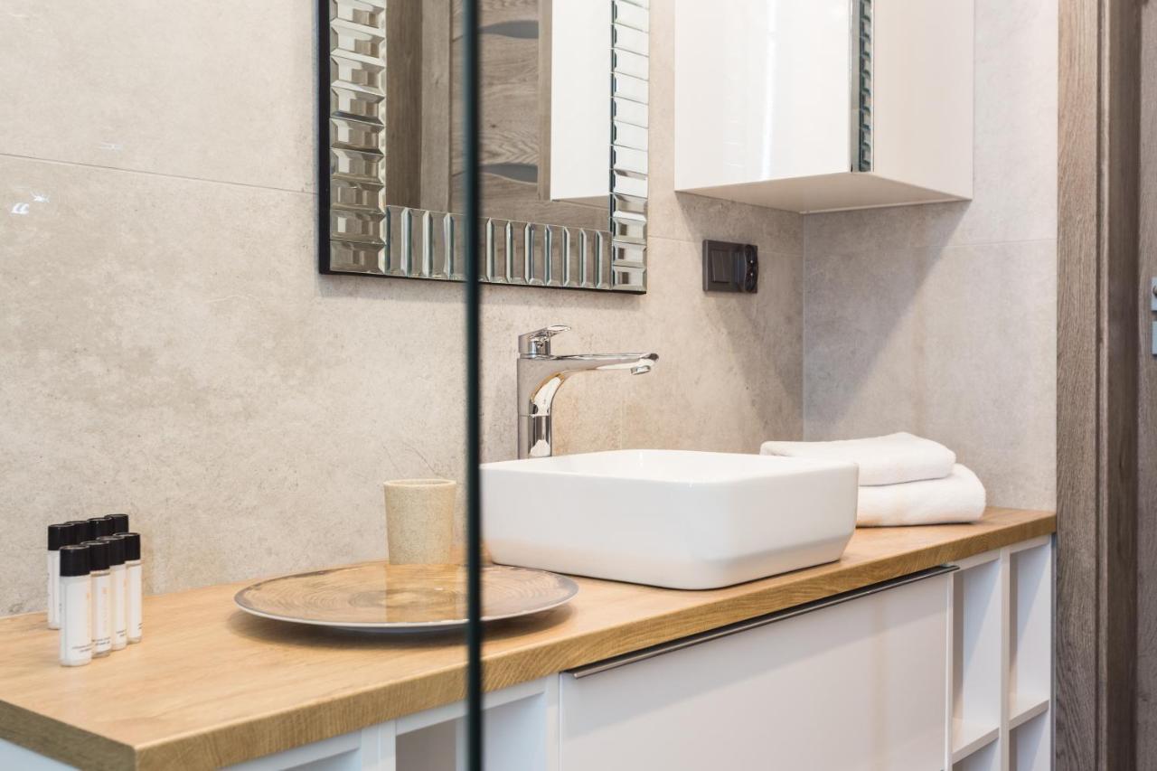 City Of The Kings - Grey Apartment Krakow Luaran gambar